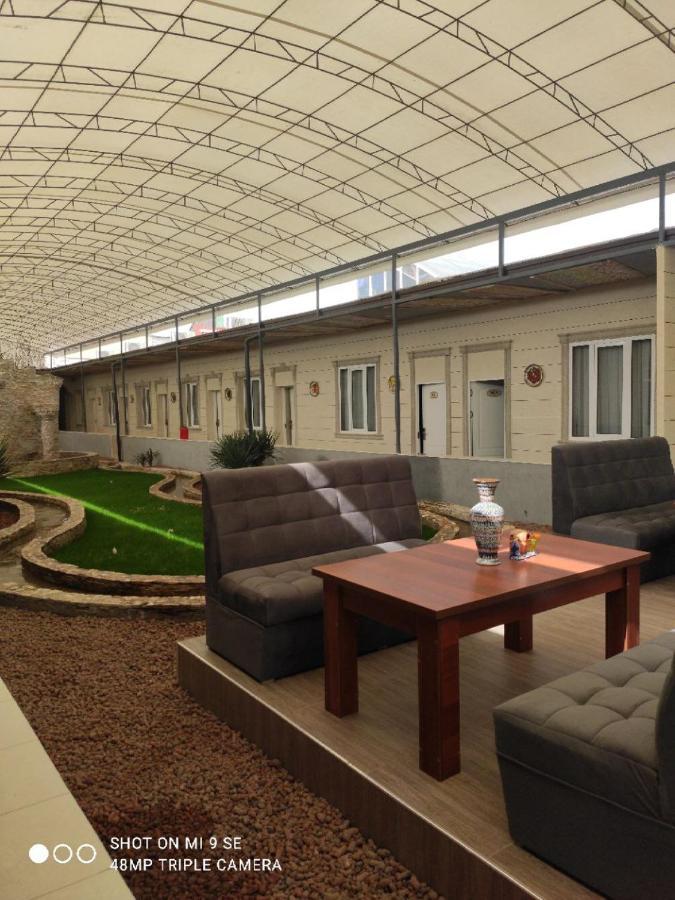 Adras Hotel Tashkent Esterno foto