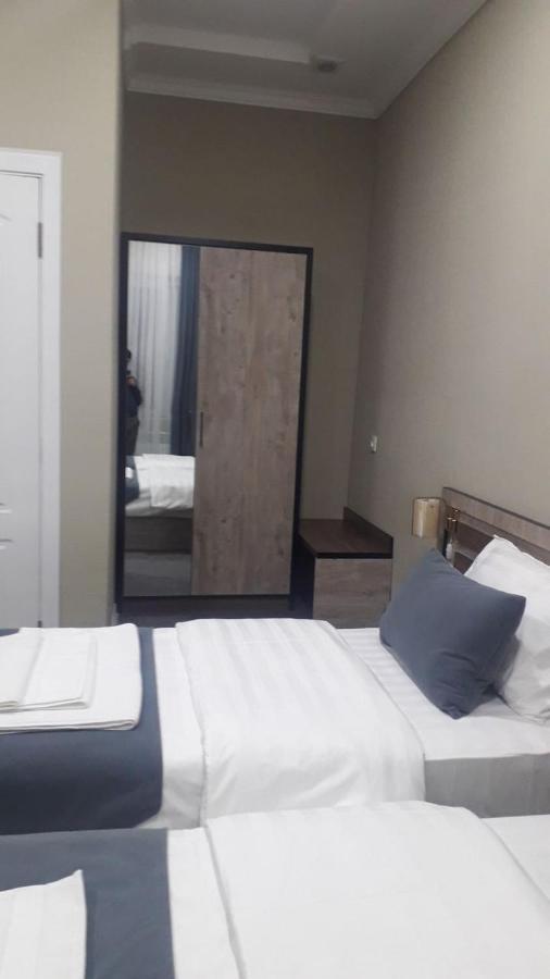Adras Hotel Tashkent Esterno foto