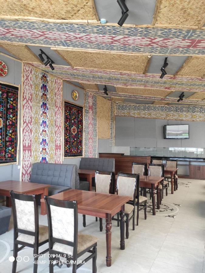 Adras Hotel Tashkent Esterno foto