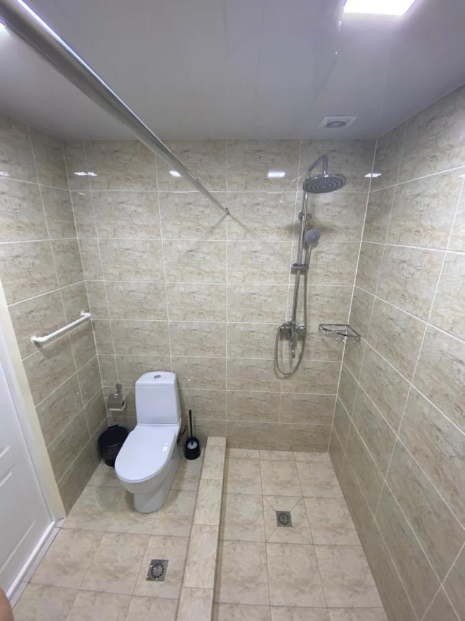 Adras Hotel Tashkent Esterno foto
